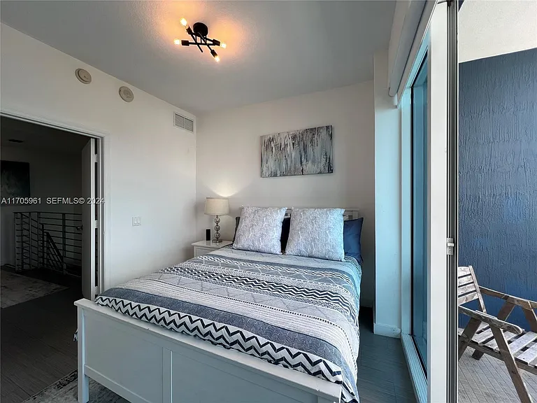 60 SW 13th St #1109 — Photo 12
