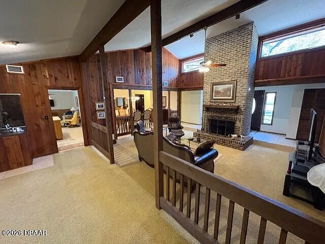 3 bed, 2.0 bath, 2268 sqft, $2,750 — Photo 4