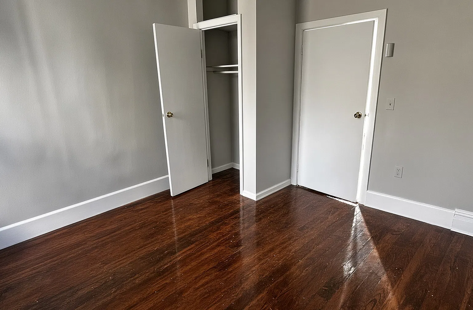 233 East 77th Street — Photo 3