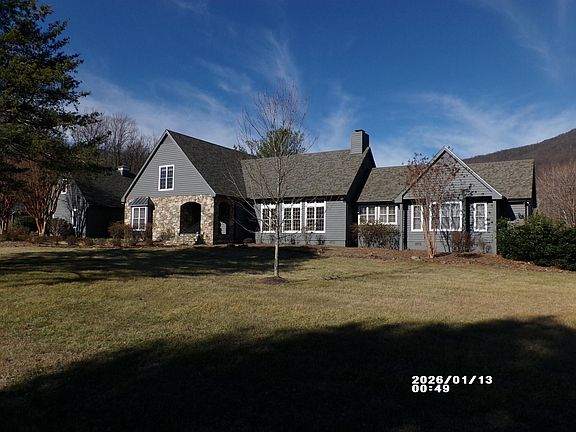 2nd image of 27 Black Walnut Ln