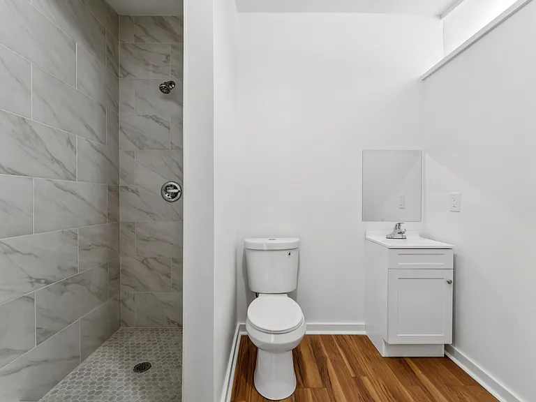 417 Price Dr — Photo 23