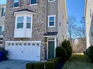 496 Jacobsen Dr, Newark, DE 19702