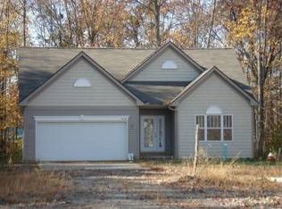 35289 Schoolhouse Ln, North Ridgeville, OH
