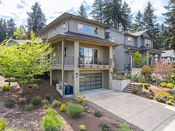 2nd image of 2490 Panorama Dr