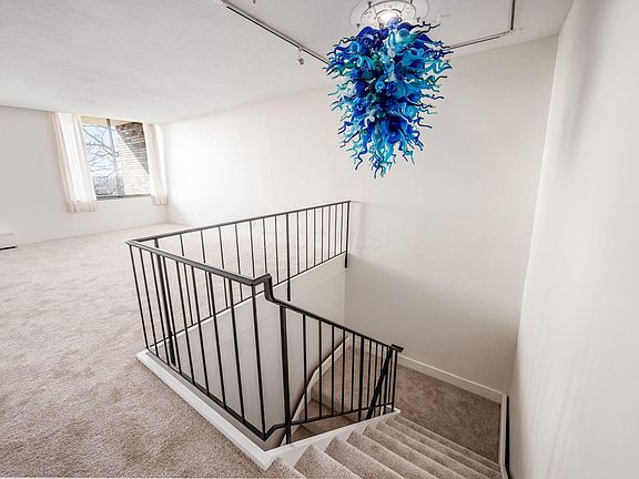 4th image of 1000 Urlin Ave APT 211