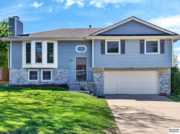 1207 Rebecca Ct, Bellevue, NE 68123