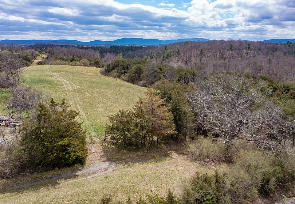 1st image of 2465 Barterbrook Rd