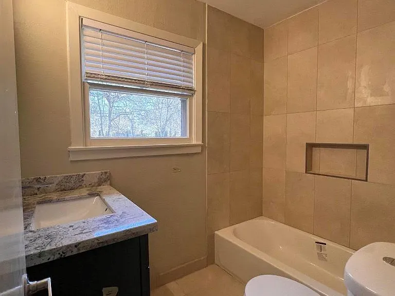 5834 Indigo St — Photo 14