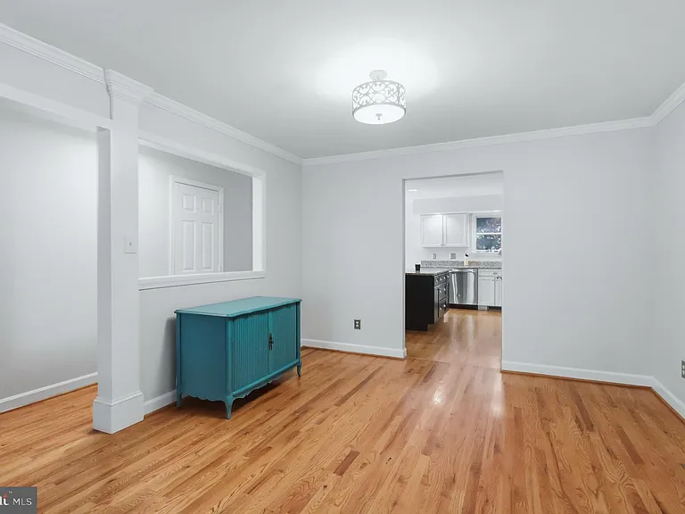 900 Hickory Cir — Photo 12