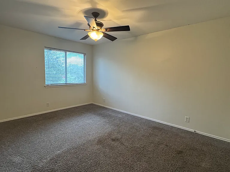 9338 Bartlett Fls — Photo 10