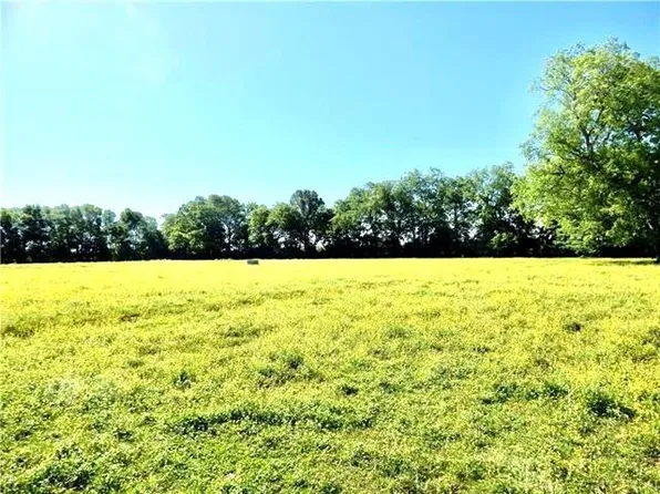 264 Malo Lacombe Rd, Cottonport, LA 71327