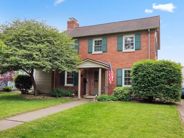 1513 E Olive St, Bloomington, IL 61701