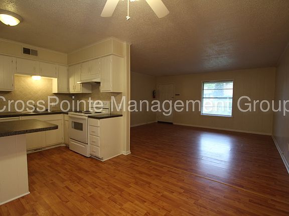 5th image of 300 Hilltop St APT 30