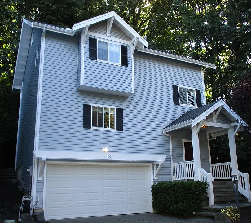 7403 Larkspur Ct