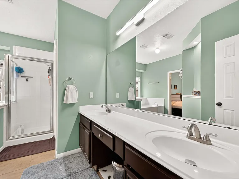 2910 Barton Meadow Ln — Photo 38