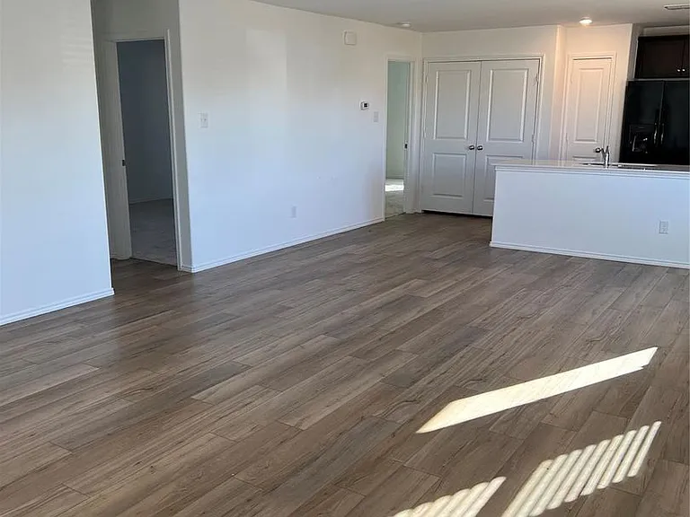 7300 Jackrabbit Ave — Photo 8