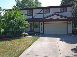 7250 Hodgson Rd, Mentor, OH 44060