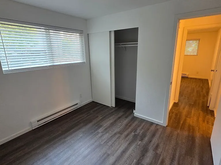 Twin Cedars Apartments — Photo 7