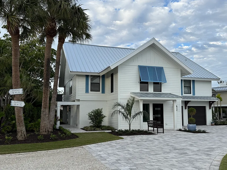 500 Periwinkle Way