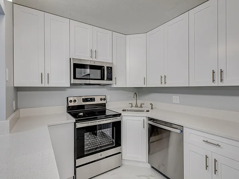 4821 Sable Pine Cir — Photo 3