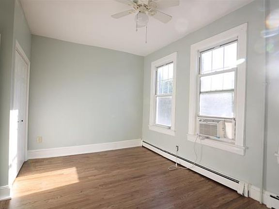 3rd image of 302 Park Ave APT 3