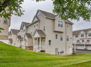 2444 Foxglove Cir, Hudson, WI 54016