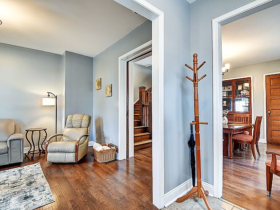 4th image of 2831 Guilford Ave