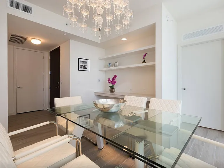 999 SW 1st Ave #20 — Photo 13