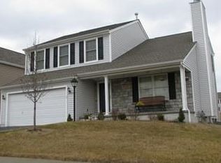 536 Sycamore Creek St, Pickerington, OH 43147