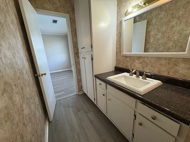 2261 Robin Lyn Ct — Photo 20