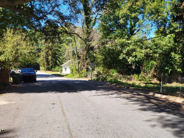 154 Stanhope Cir NW, Atlanta, GA 30314