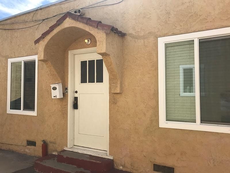 1st image of 4820 Mansfield St