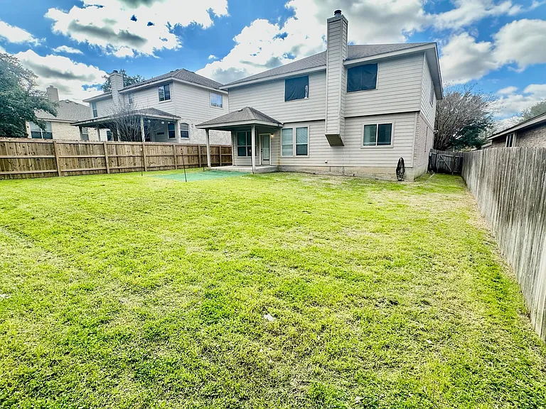 786 San Mateo — Photo 46