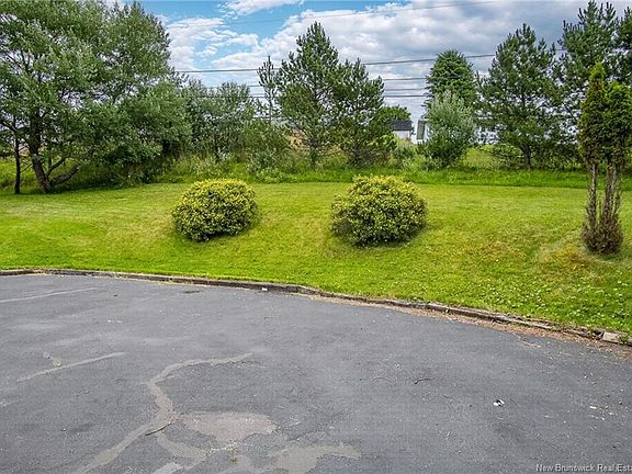 4th image of 21 Mountain Rd