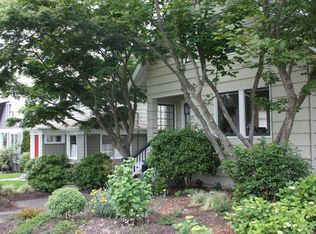2908 9th Ave W, Seattle, WA 98119