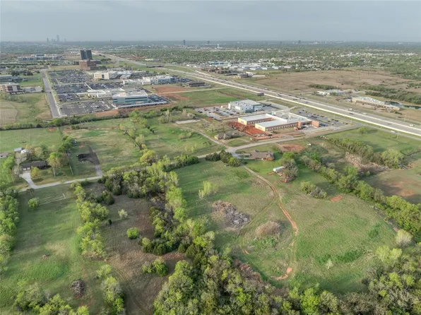 1 NE 102nd St, Oklahoma City, OK 73114