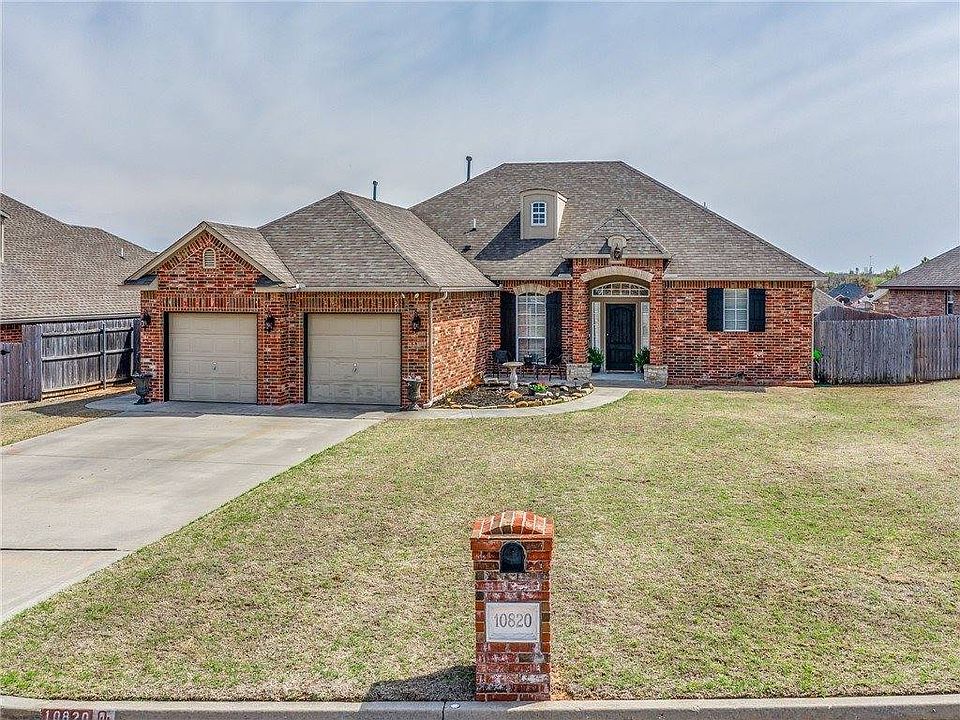 1st image of 10820 Taylor Paige Dr