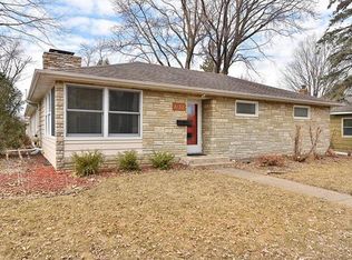 1132 Carlton Ave, Faribault, MN 55021