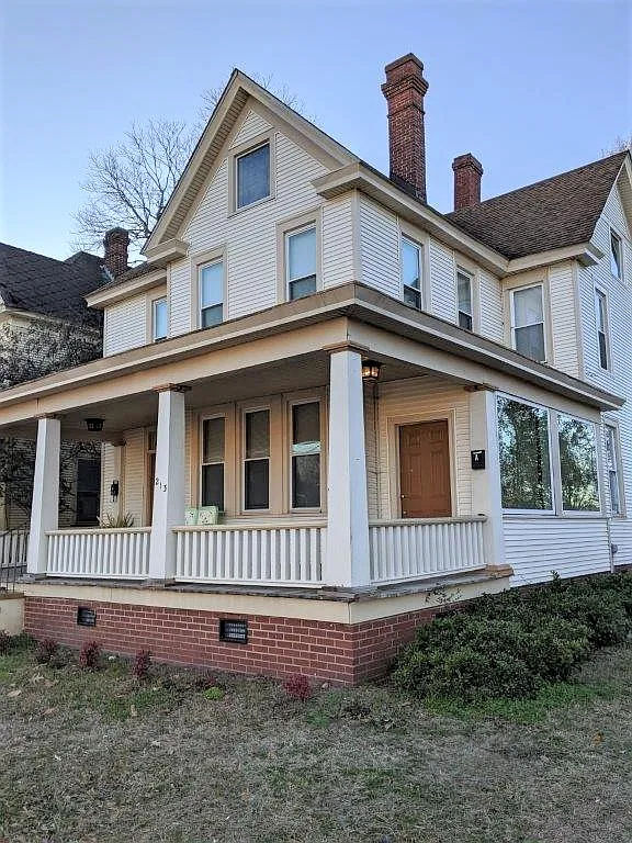 213 North Road Street - 2 — Photo 1