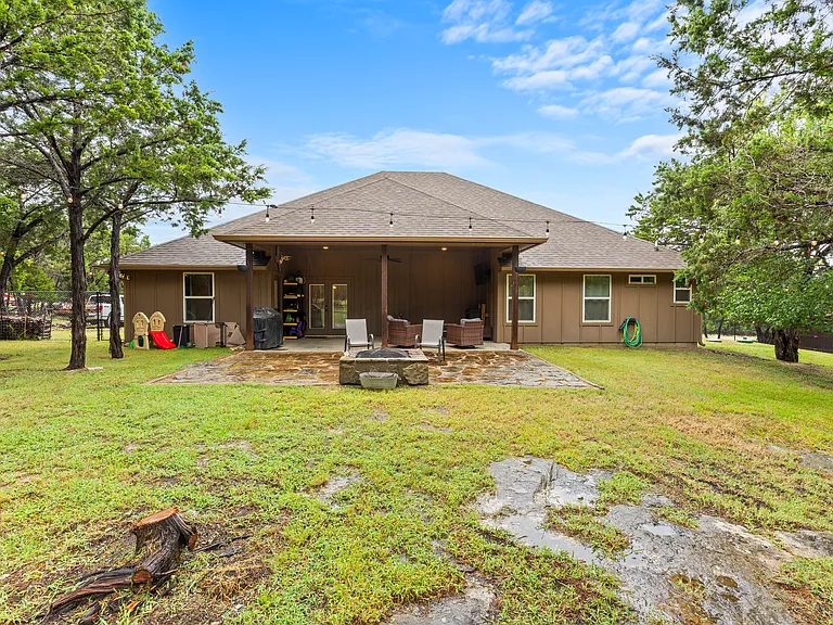 15765 Salado Dr — Photo 30