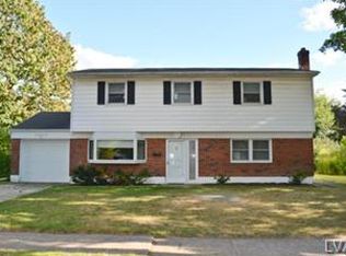 3074 Avon Rd, Bethlehem, PA 18017