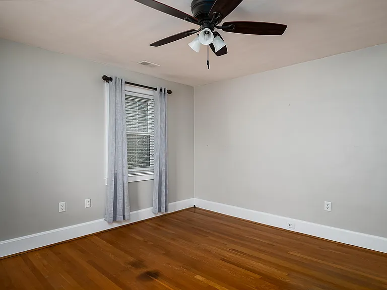 1378 Fontaine Rd — Photo 28