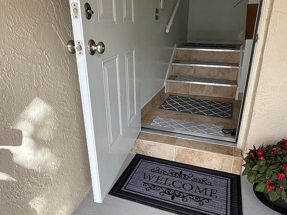 4th image of 6549 S Via Regina