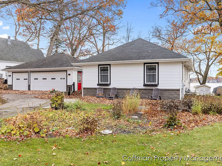 7293 Davies Dr NE — Photo 2