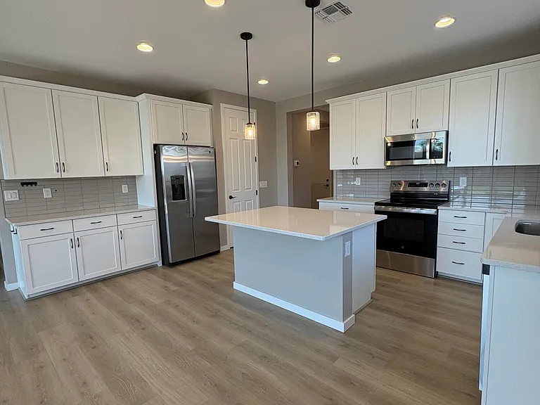 48395 N Dorotea Way — Photo 3