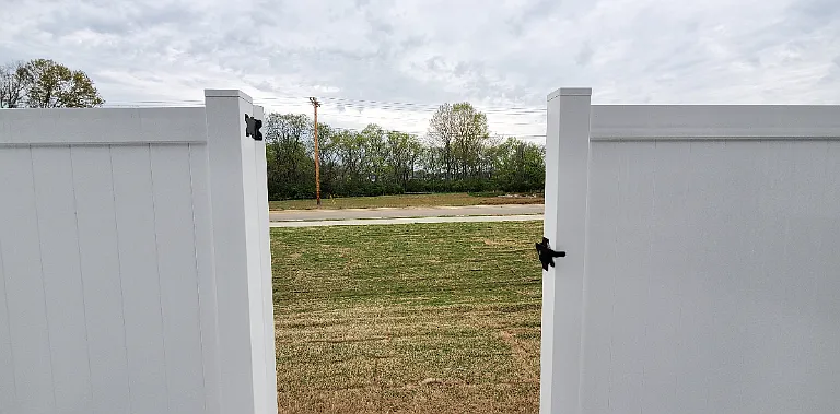 211 Ruth Way — Photo 43