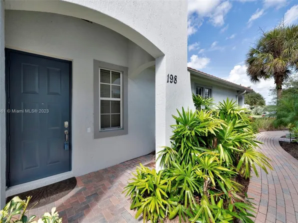 198 Evergrene Pkwy #198, Palm Beach Gardens, FL 33410