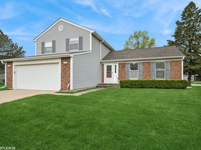 690 Aberdeen Ln, Buffalo Grove, IL, 60089