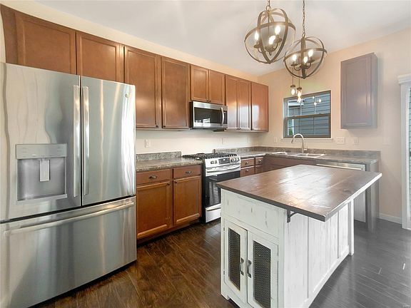 2nd image of 17021 Cambury Ln