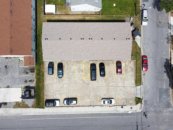 4th image of 2916 Pleasant Ave APT 2